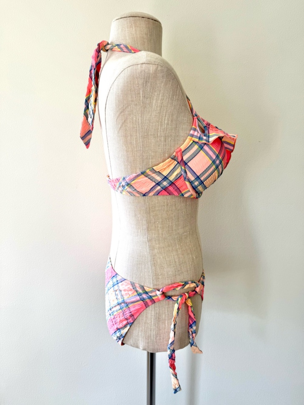 Victoria's Secret Seersucker Ruffled Push Up Bikini Set Plaid Pink Blue 36C LG - Picture 5 of 9